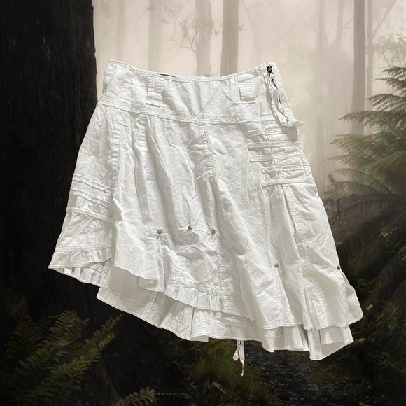 Dresses & Skirts - Y2k grunge subversive mall goth cargo skirt